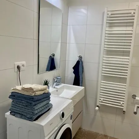 Moruse With Parking *