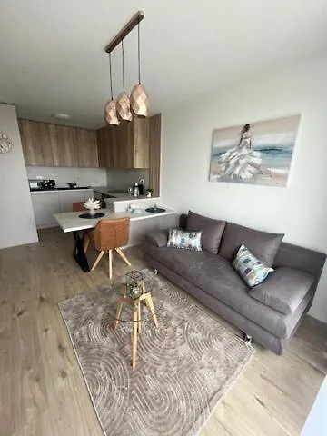 Moruse With Parking Apartamento Bratislava